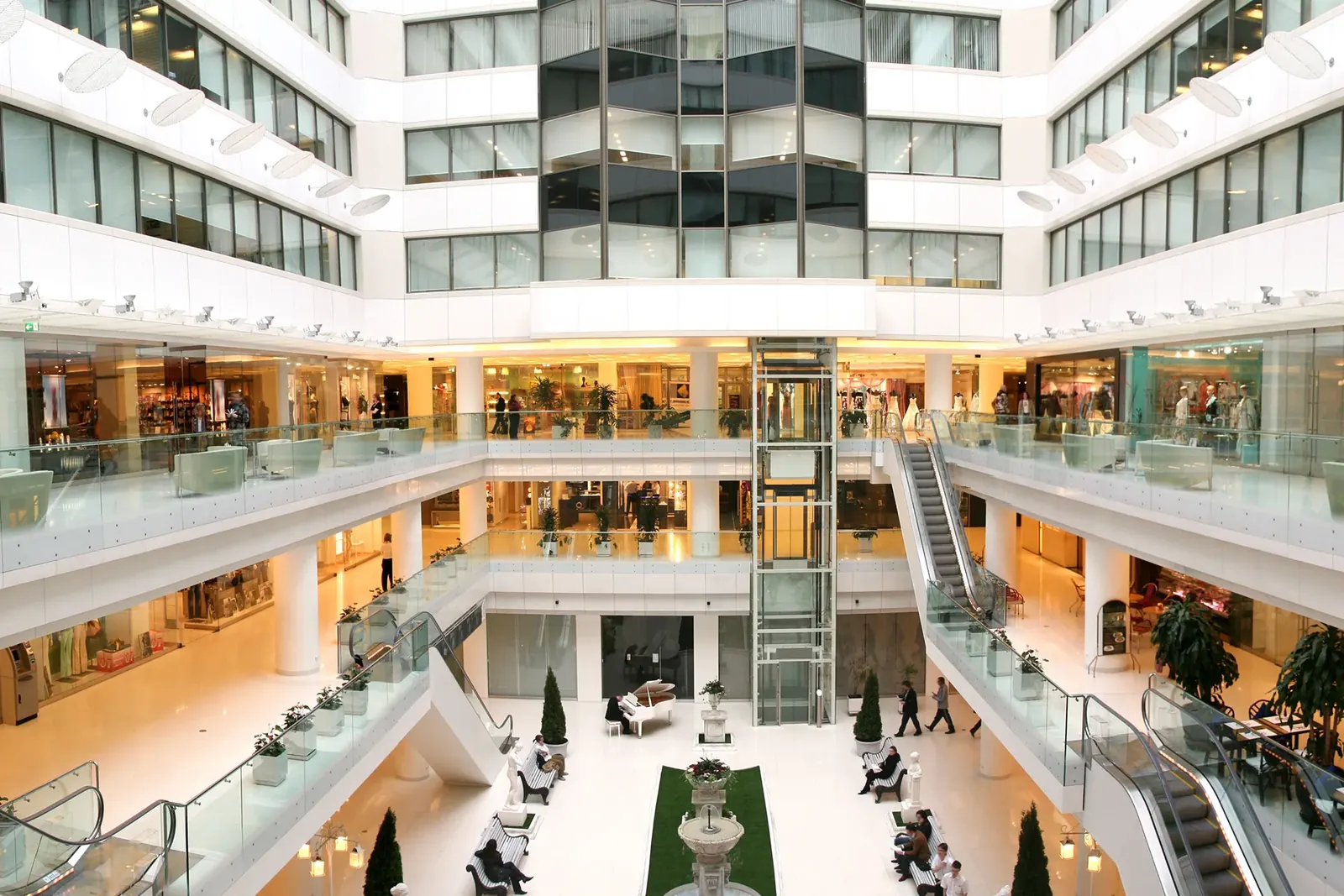 In-store marketing with EYE Beacon beacons